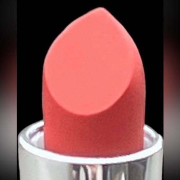 MAC Cosmetics Powder Kiss Lipstick in “In a Holidaze” New 1.5g no box - Picture 5 of 9